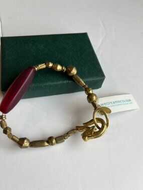 We dream in color Ruby Noor bracelet.